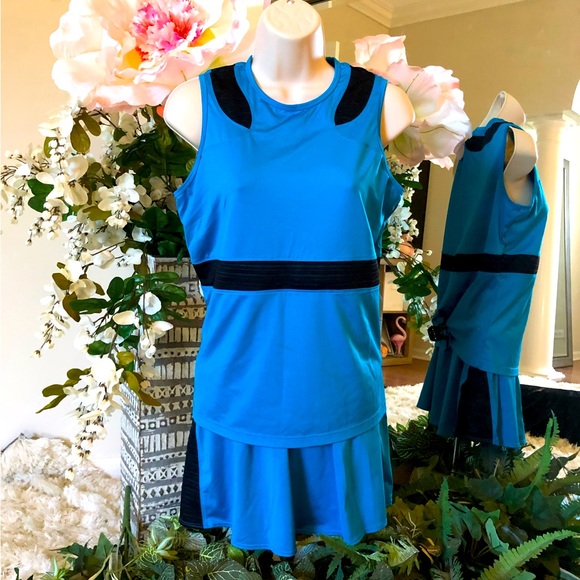 Tail Tennis Skirt - Picture 2 of 4